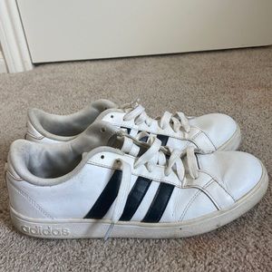Adidas Superstar sneakers white and black SIZE US 9 Women’s